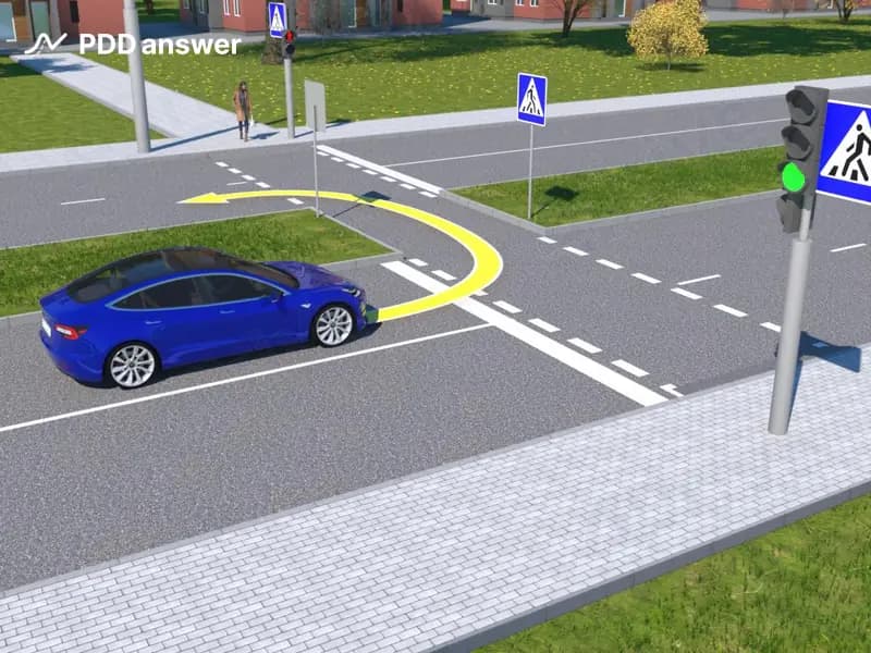Разрешено ли водителю легкового автомобиля выполнить разворот так, как в показанной ситуации?