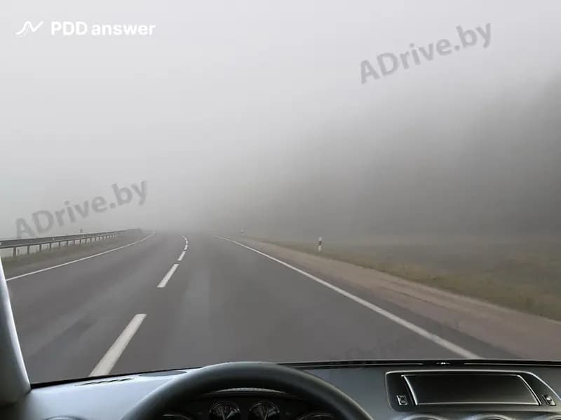 Как следует выбирать скорость движения в условиях недостаточной видимости?