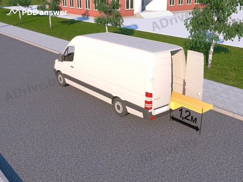 Разрешено ли водителю грузового автомобиля в светлое время суток перевозить груз так, как показано на рисунке?