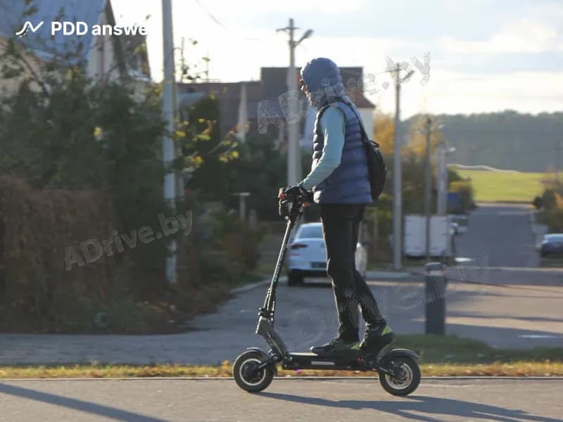 Каким участником дорожного движения является лицо, передвигающееся на электросамокате?