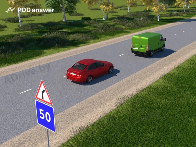 Нарушает ли Правила дорожного движения водитель зелёного автомобиля, двигаясь в указанной ситуации со скоростью 45 км/ч?