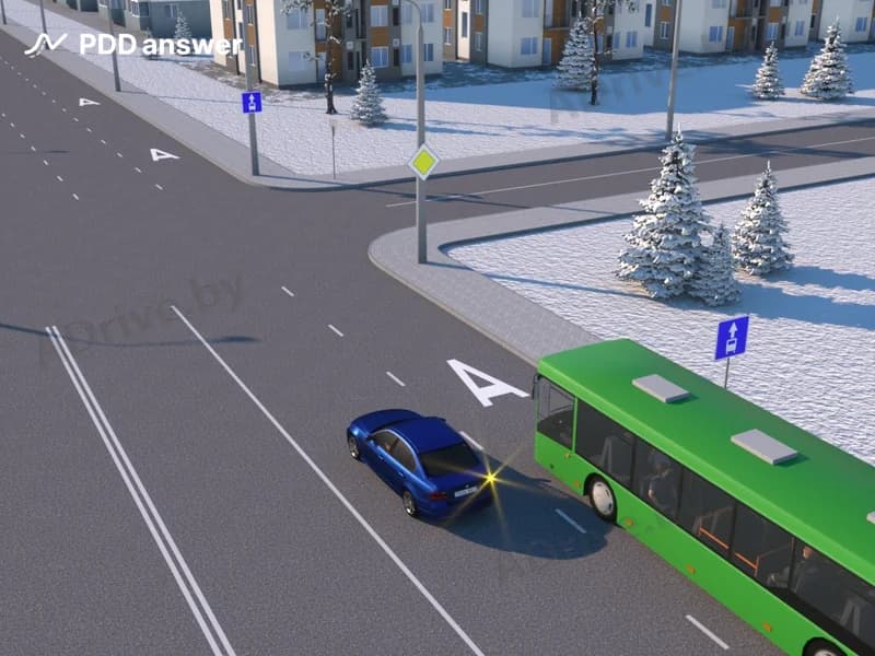 Как должен поступить водитель синего автомобиля, чтобы повернуть направо, если справа по соседней полосе движется маршрутный автобус?