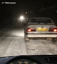 Разрешено ли Вам, управляя легковым автомобилем, в показанной ситуации приступить к выполнению обгона?