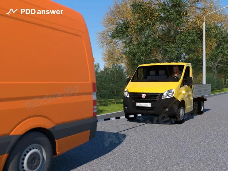 В каких пределах должно быть расстояние между буксирующим и буксируемым транспортными средствами при буксировке с помощью жёсткой сцепки?