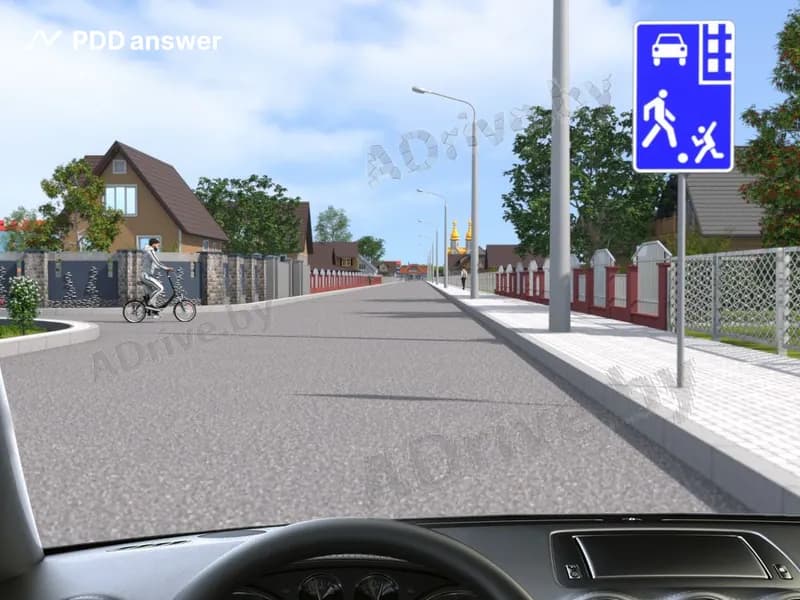 На показанном перекрёстке в жилой зоне Вы, управляя легковым автомобилем: