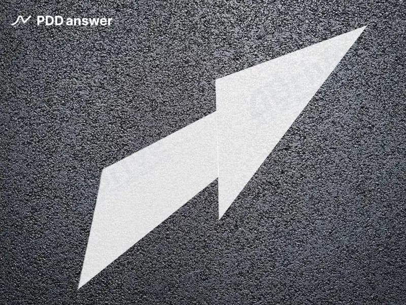 О чём может предупреждать показанная дорожная разметка?