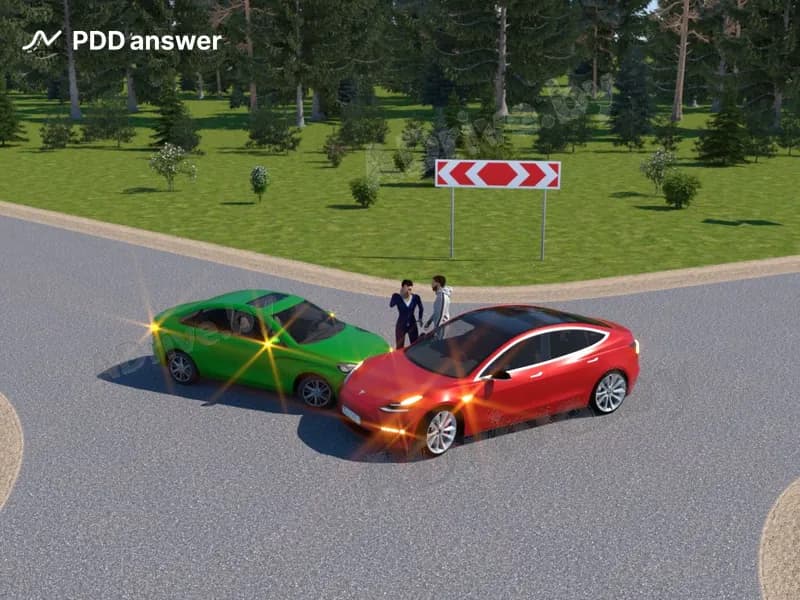 В каком случае водитель, являющийся участником дорожно-транспортного происшествия, обязан доставить пострадавших в ближайшую организацию здравоохранения на транспортном средстве, при участии которого совершено дорожно-транспортное происшествие?