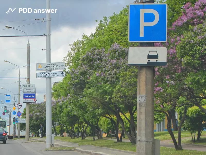 Каким транспортным средствам из перечисленных разрешена стоянка способом, показанным на табличке?