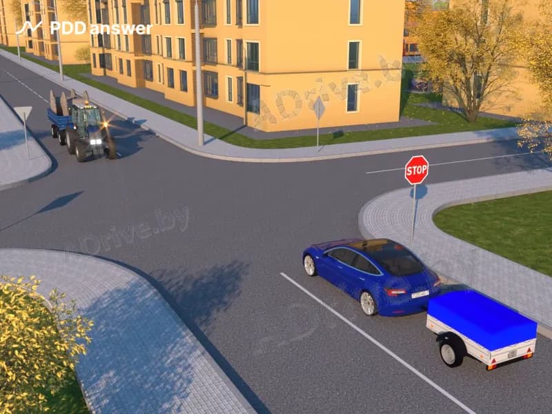 При движении прямо в показанной ситуации водитель легкового автомобиля: