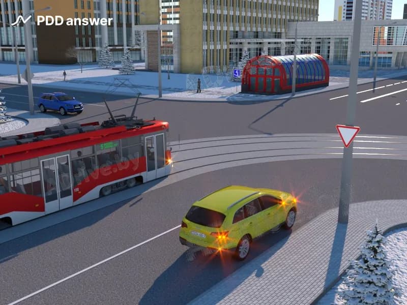 В показанной ситуации водитель синего легкового автомобиля: