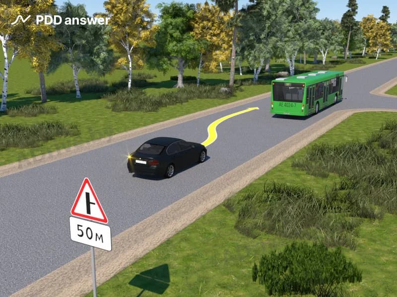 Разрешается ли водителю легкового автомобиля совершить обгон в показанной ситуации?