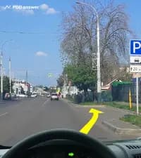 На показанной специальной площадке, обозначенной дорожными знаками, Вам при управлении грузовым автомобилем с технически допустимой общей массой не более 3,5 тонны: