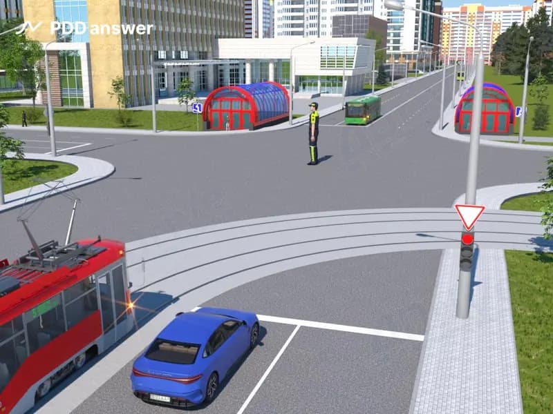 Водителю легкового автомобиля в показанной ситуации: