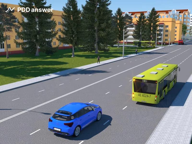 Обязан ли водитель синего легкового автомобиля уступить дорогу маршрутному автобусу, который, следуя по установленному маршруту, намерен перестроиться на соседнюю полосу слева?