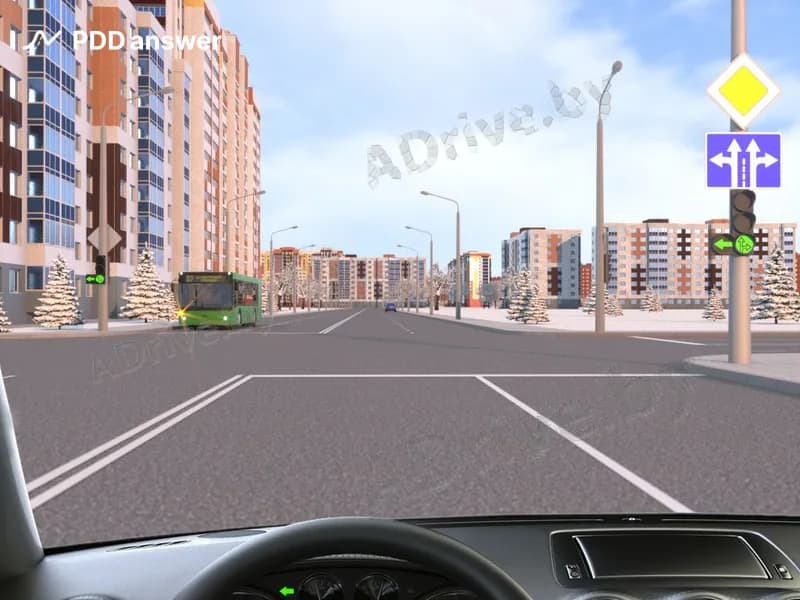 При повороте налево в показанной ситуации, Вы, управляя легковым автомобилем: