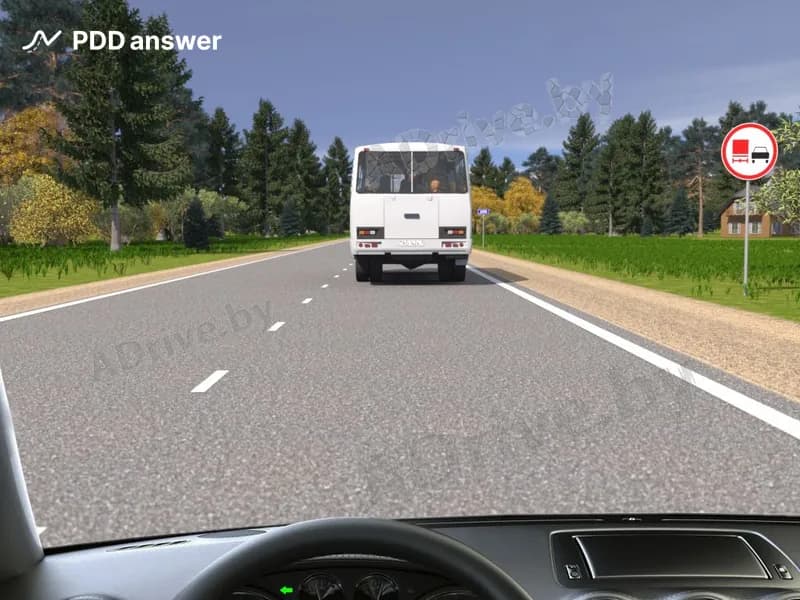 Разрешено ли Вам, управляя легковым автомобилем, совершить обгон автобуса в показанной ситуации?