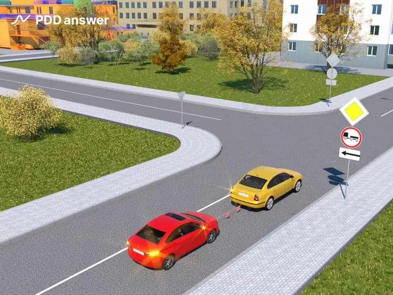 Разрешено ли водителям повернуть налево в показанной ситуации, если водитель неисправного автомобиля проживает слева от перекрёстка, при отсутствии иных возможностей подъезда?