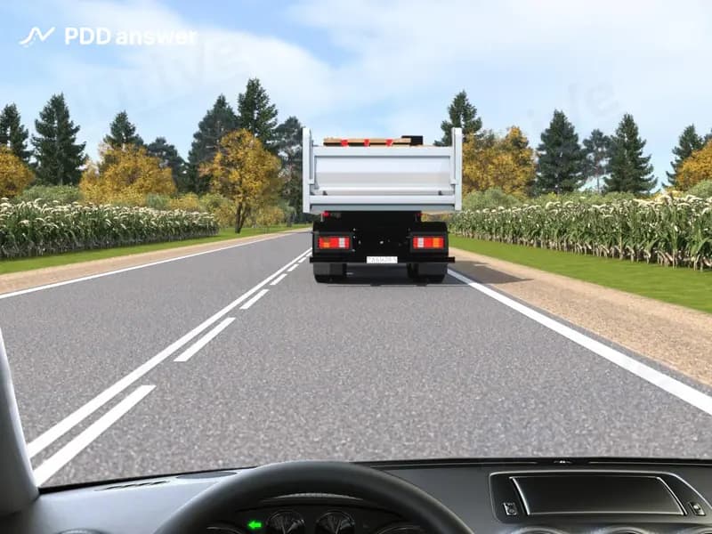 Разрешено ли Вам выполнить обгон в показанной ситуации?