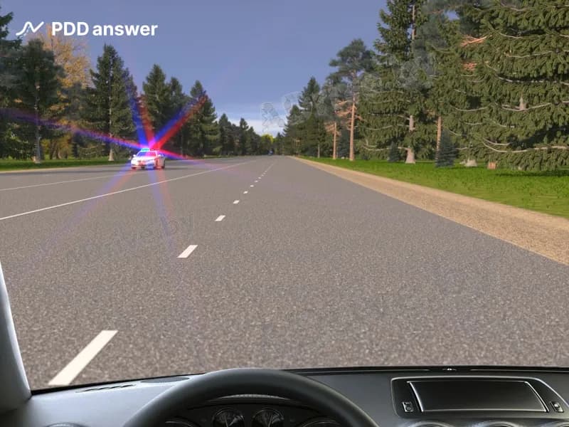 Как Вы должны поступить, если по дороге с разделительной зоной приближается во встречном направлении транспортное средство оперативного назначения с включёнными маячками синего и красного цветов и специальным звуковым сигналом?