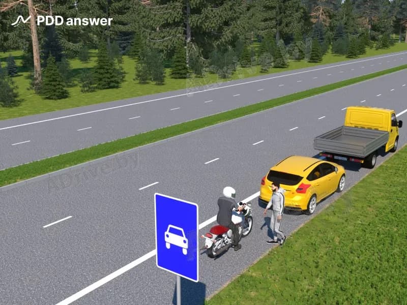 Водитель какого транспортного средства совершил остановку на обочине, не нарушив Правила дорожного движения?