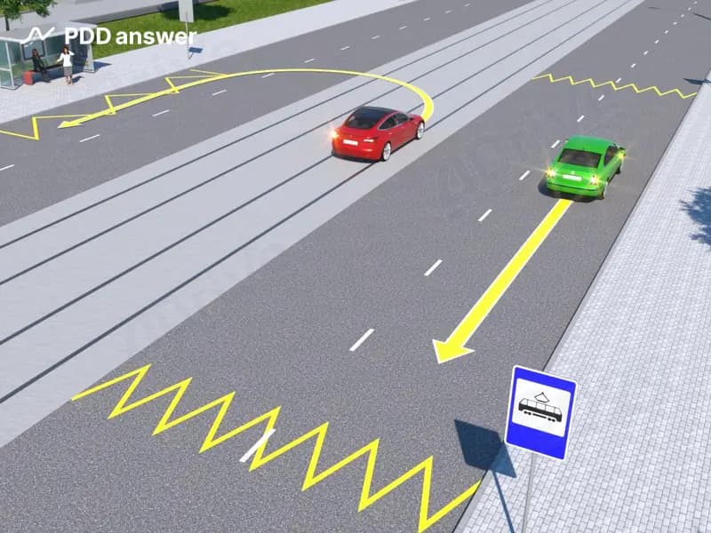 Кто из водителей в показанной ситуации нарушает Правила дорожного движения?