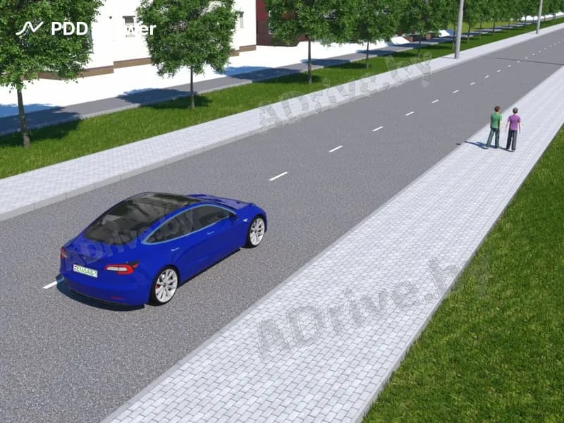 Как должен поступить водитель синего автомобиля, если на тротуаре находятся дети без сопровождения взрослых?