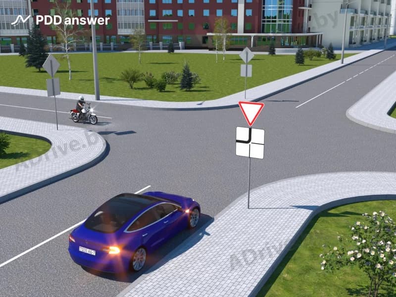 Кто в показанной ситуации обязан уступить дорогу?