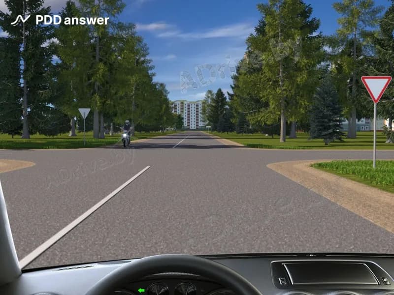 Как Вы должны поступить в показанной ситуации, поворачивая налево?