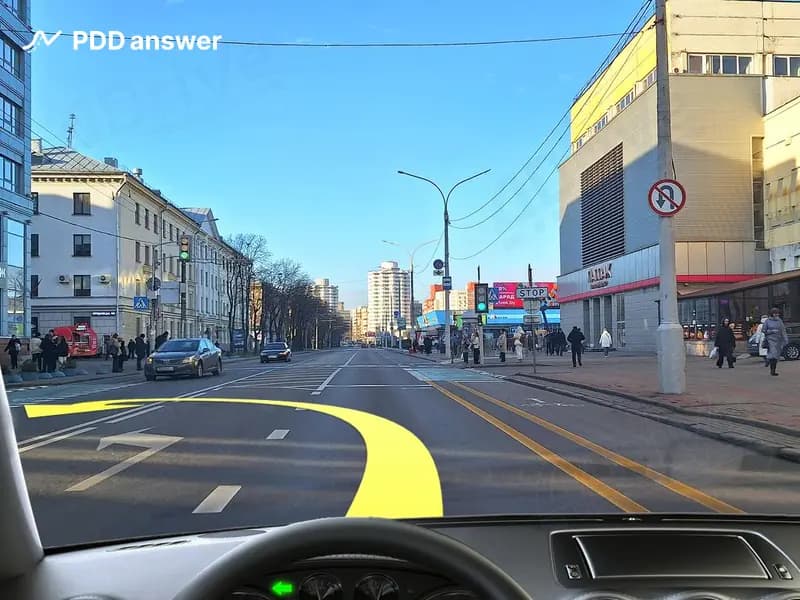 Разрешено ли Вам выполнить разворот на перекрёстке показанным образом, если ширина проезжей части дороги не позволяет Вам выполнить разворот из крайней левой полосы движения?