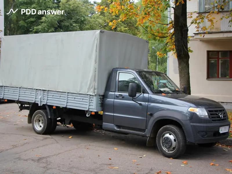 Разрешена ли стоянка грузовому автомобилю с технически допустимой общей массой не более 3,5 тонны в жилой зоне вне специально отведённых мест, обозначенных дорожным знаком «Место стоянки»?