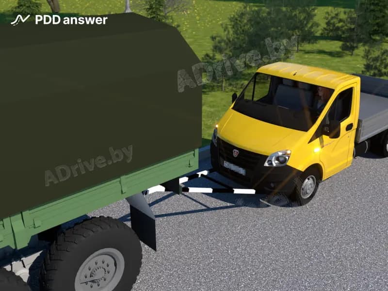 Разрешается ли буксировка автомобиля при помощи жёсткой сцепки с неисправным рулевым управлением?