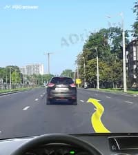 Разрешается ли Вам, управляя легковым автомобилем, произвести опережение по показанной на рисунке траектории?