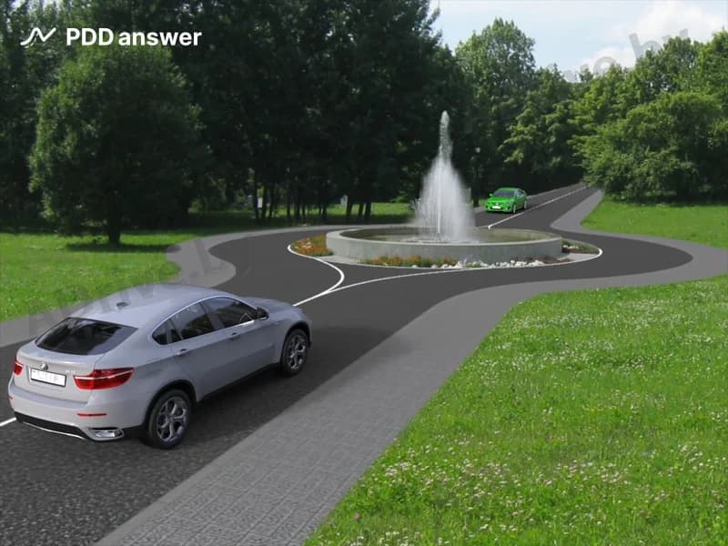 Является ли перекрёстком участок дороги, показанный на изображении?