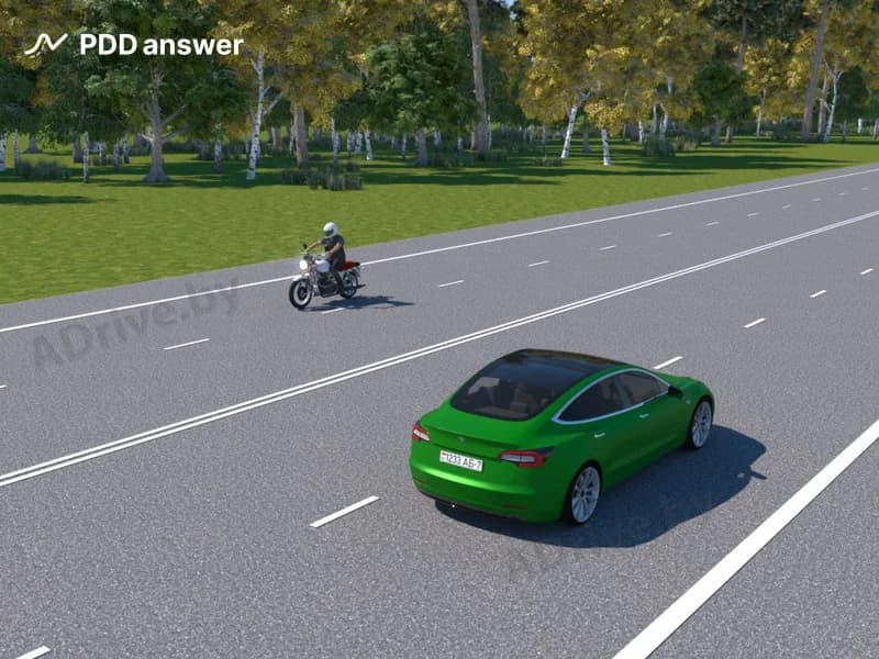 Нарушает ли кто из водителей Правила дорожного движения, двигаясь по дороге, на которую не действуют требования, установленные для движения по автомагистралям и дорогам для автомобилей, вне населённого пункта со скоростью 80 км/ч?