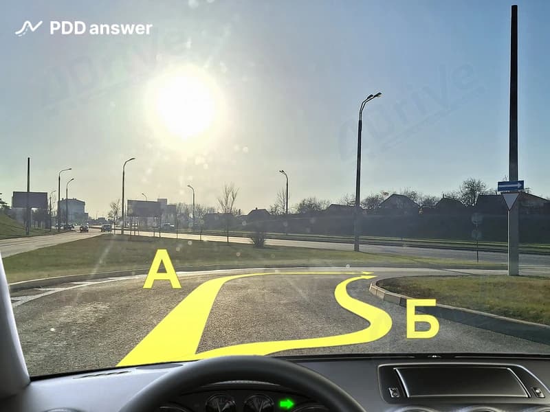 По какой из показанных траекторий Вам разрешено дальнейшее движение, если Вы движетесь по дороге с односторонним движением, имеющей две полосы?