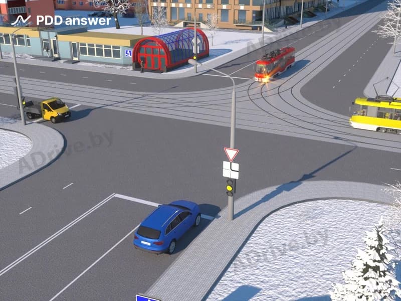 В показанной ситуации (на светофоре включён жёлтый мигающий сигнал) при движении прямо водитель легкового автомобиля: