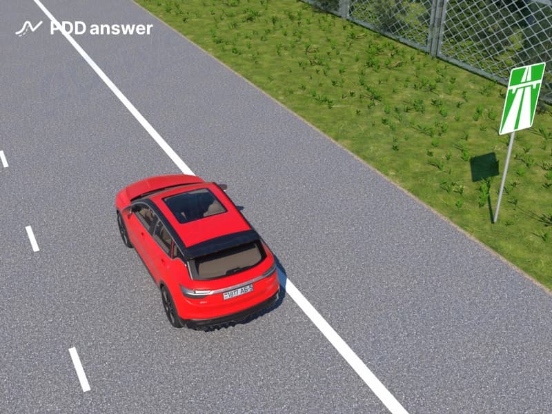 Разрешается ли водителю легкового автомобиля, который может развивать скорость движения до 180 км/ч, двигаться по автомагистрали со скоростью менее 40 км/ч?