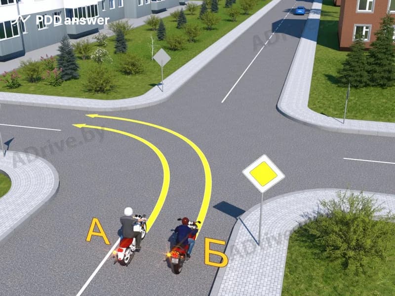 Правильно ли мотоциклисты осуществляют поворот налево?