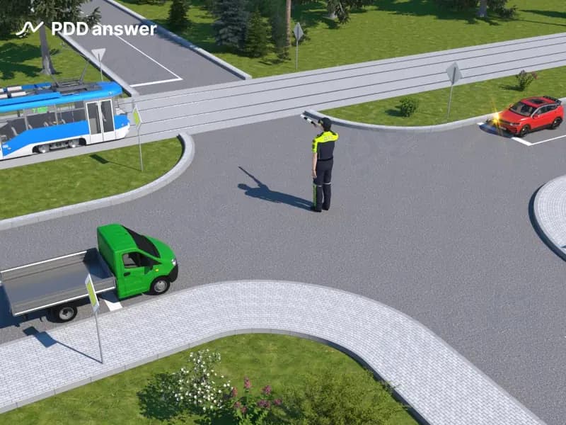 Водителю легкового автомобиля в показанной ситуации: