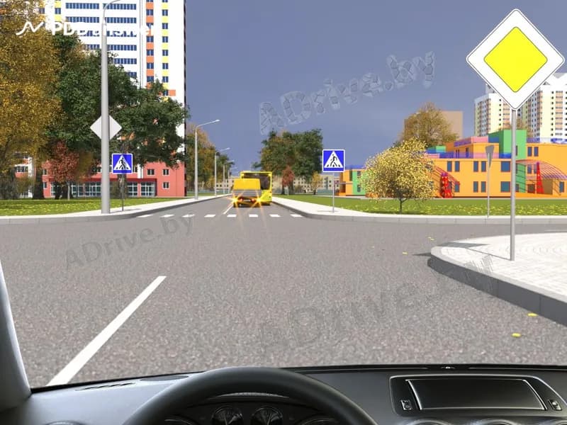 Разрешается ли Вам, управляя легковым автомобилем, выехать на перекрёсток в показанной ситуации, если впереди образовался затор?