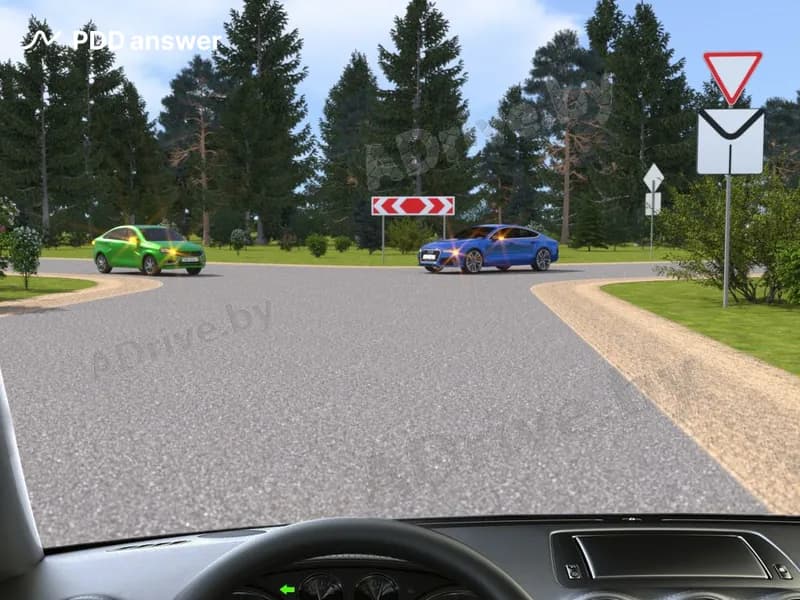 Каким образом Вы должны проехать перекрёсток, поворачивая налево, в показанной обстановке?