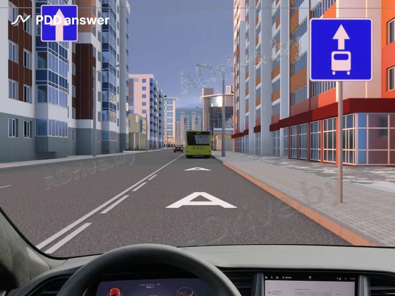 По каким из перечисленных полос разрешено продолжить движение после поворота направо на показанную дорогу, управляя электромобилем?