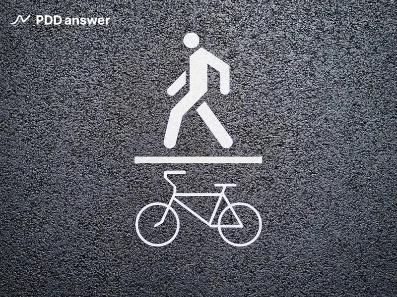 Является ли пешеходной дорожкой элемент дороги, обозначенный показанной дорожной разметкой?