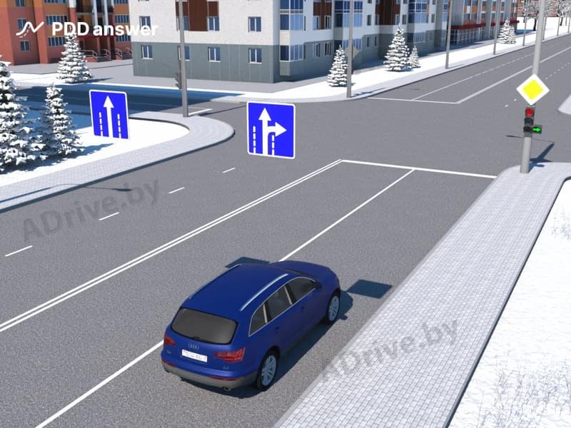 В каких направлениях разрешено продолжить движение водителю синего легкового автомобиля при таком сигнале светофора в показанной ситуации?