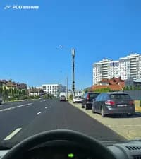 Разрешено ли Вам поставить на стоянку за дорожными знаками грузовой автомобиль с технически допустимой общей массой не более 3,5 тонны указанным на табличке способом?