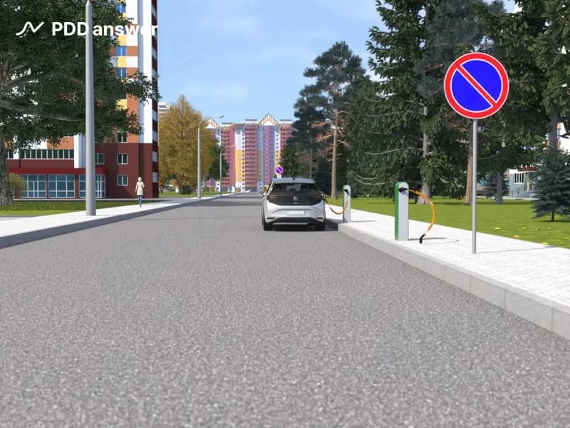 Нарушил ли Правила дорожного движения водитель электромобиля, заряжая его в зоне действия показанного запрещающего дорожного знака более трёх часов?