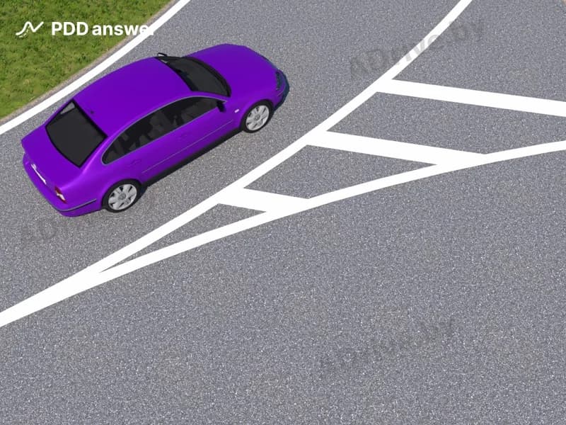 Нарушил ли Правила дорожного движения водитель легкового автомобиля, двигаясь, как показано на рисунке?