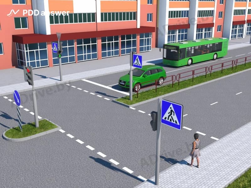 Разрешается ли пешеходу начать переход проезжей части дороги в показанной ситуации, если на пешеходном светофоре включился мигающий зелёный сигнал?