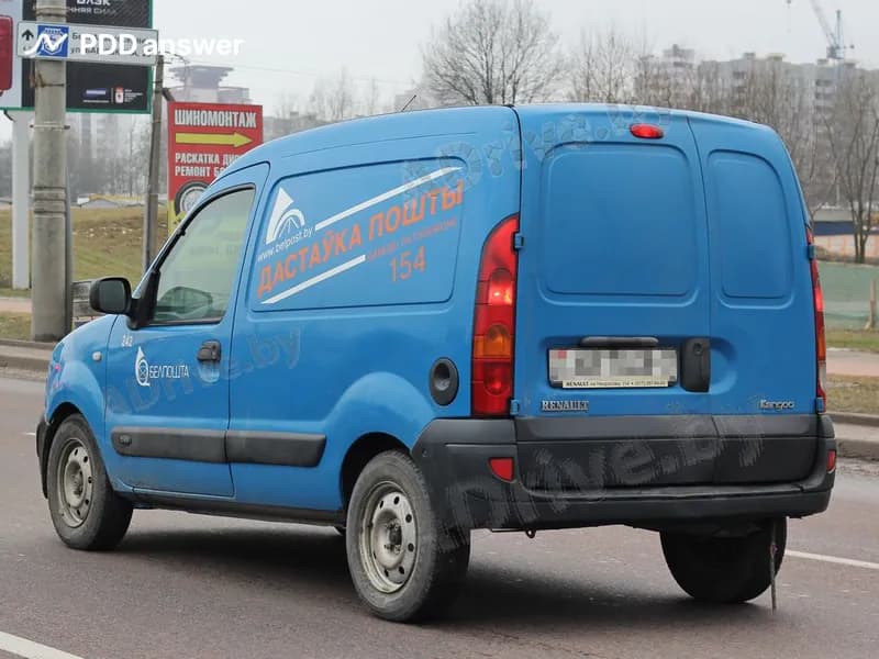 При каком из перечисленных условий запрещается участие в дорожном движении грузового автомобиля с технически допустимой общей массой до 3.5 тонны, созданного на базе легкового автомобиля?