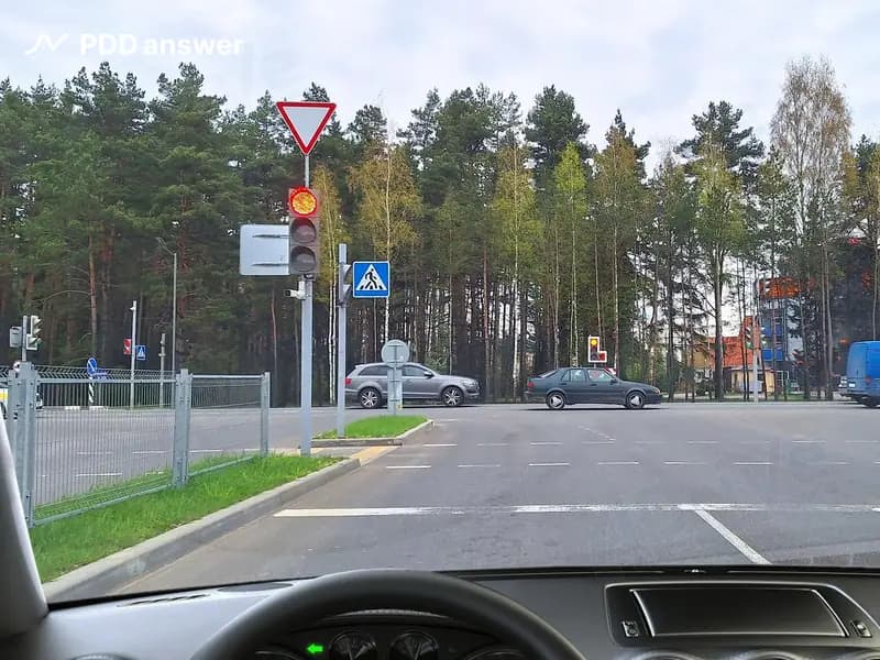 В каком месте Вам необходимо остановиться в показанной ситуации?